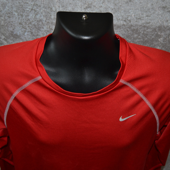 NIKE FITDRY ATHLETIC FITNESS SHIRT - Picture 2 of 8